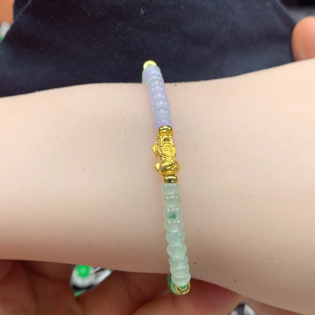 翡翠未镶嵌颈饰上新