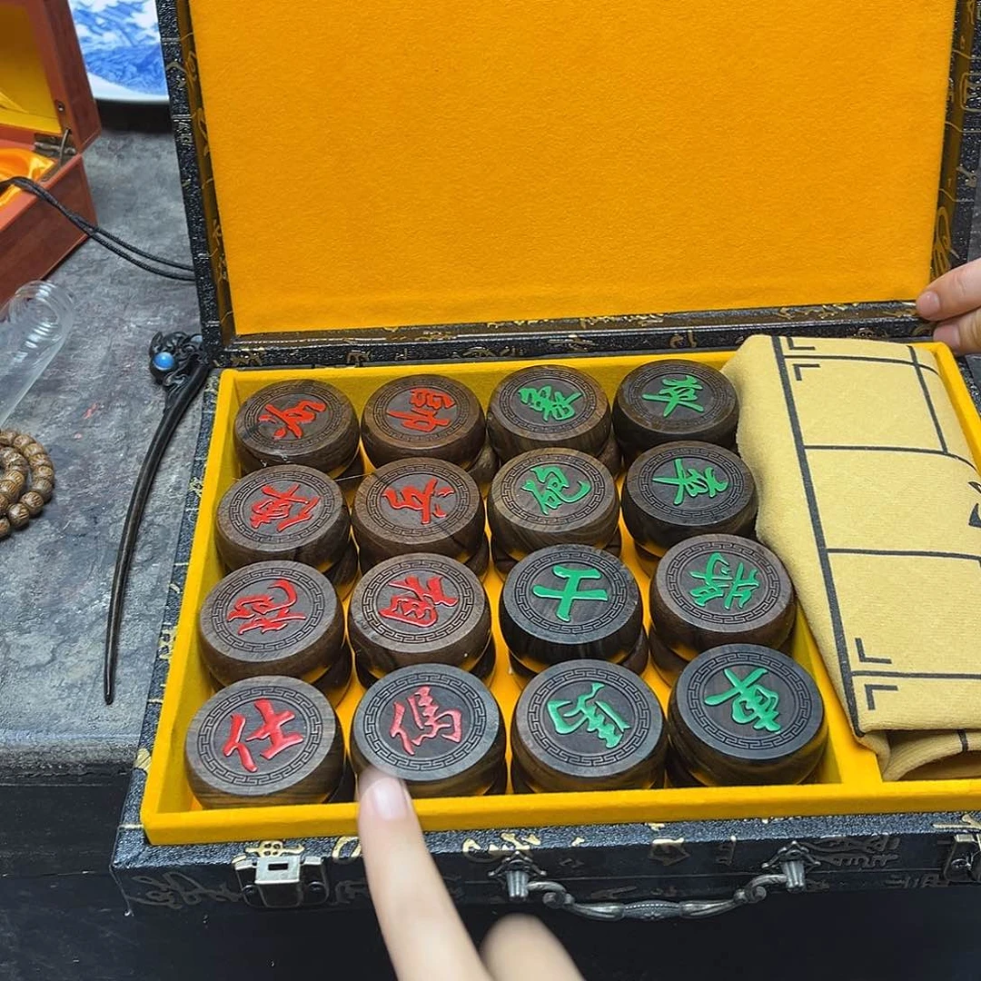 大叶紫檀（黑酸枝木类）