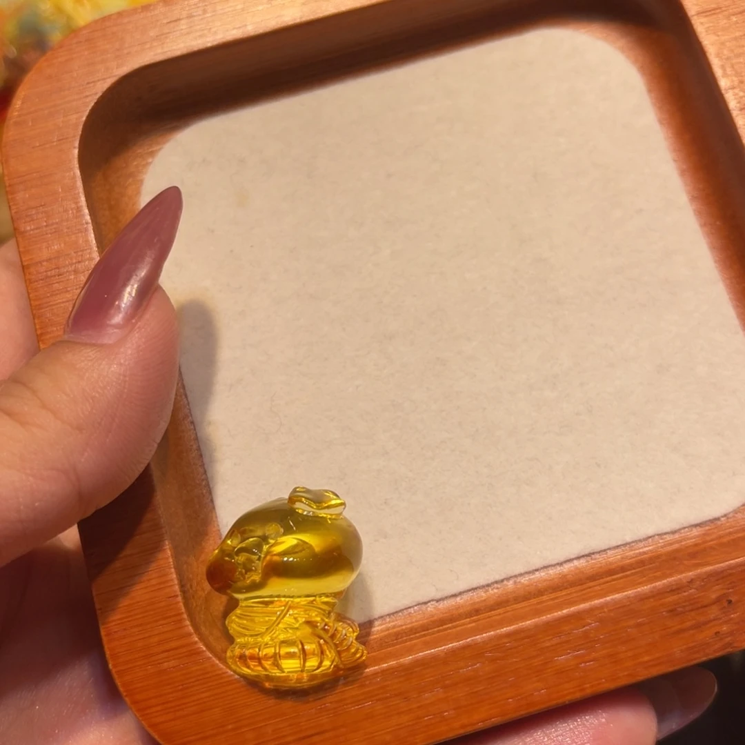 琥珀珠宝奇石未镶嵌T****X