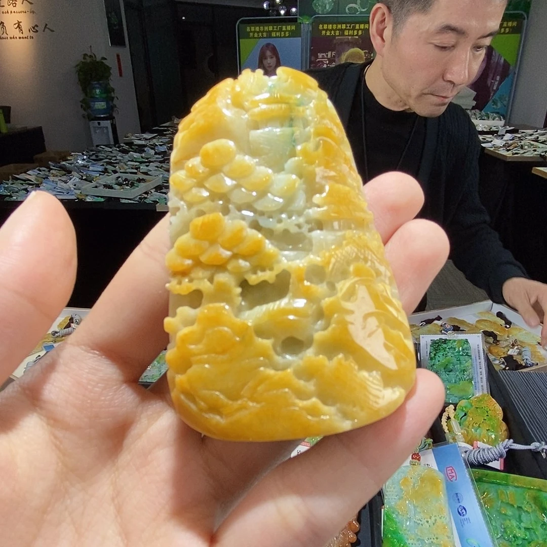 颈饰未镶嵌翡翠翡翠