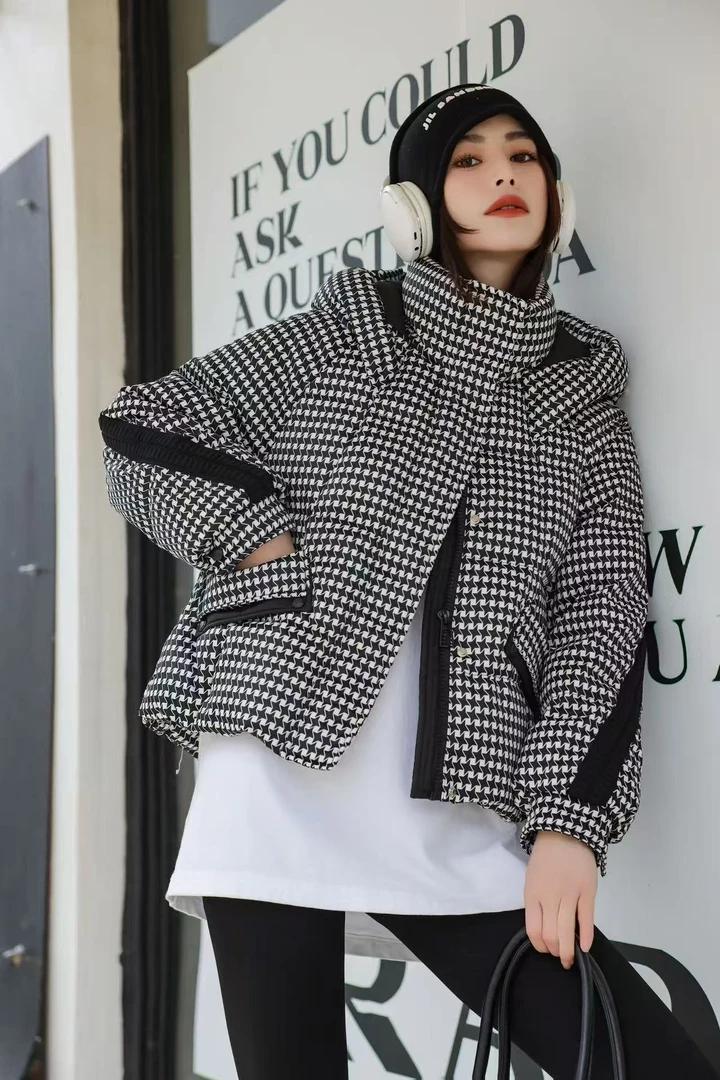 欧洲站冬季新款韩版时尚带帽羽绒服女