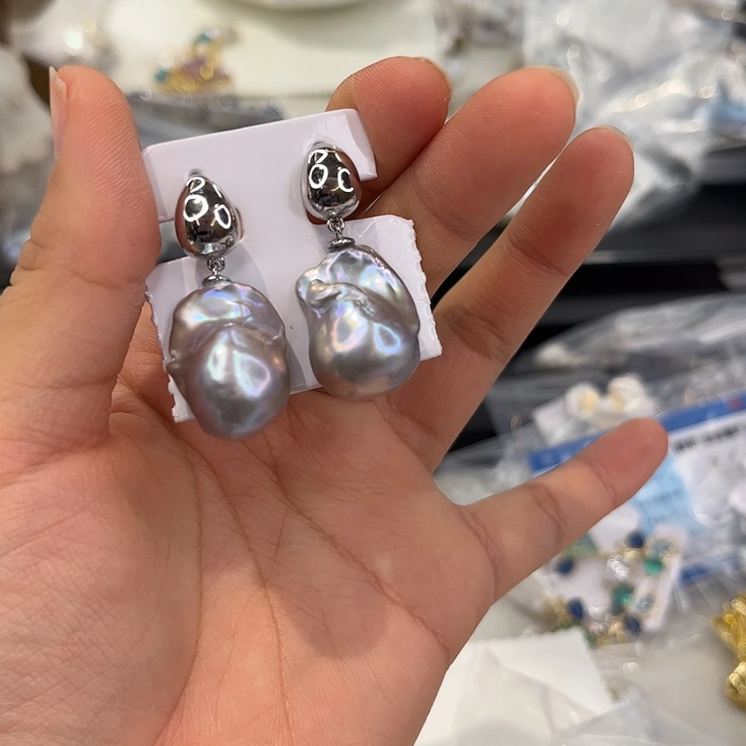 淡水珍珠耳饰合金