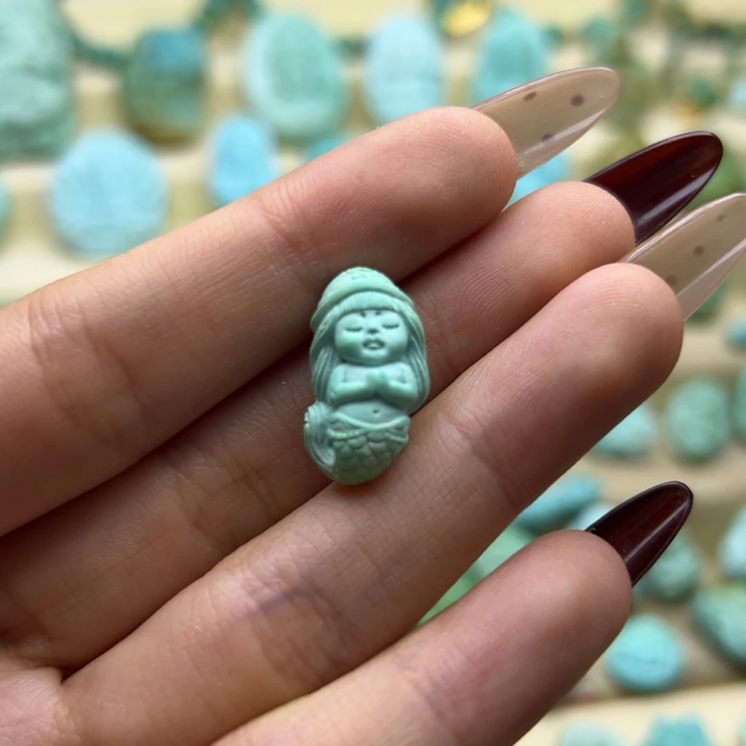 未镶嵌绿松石颈饰