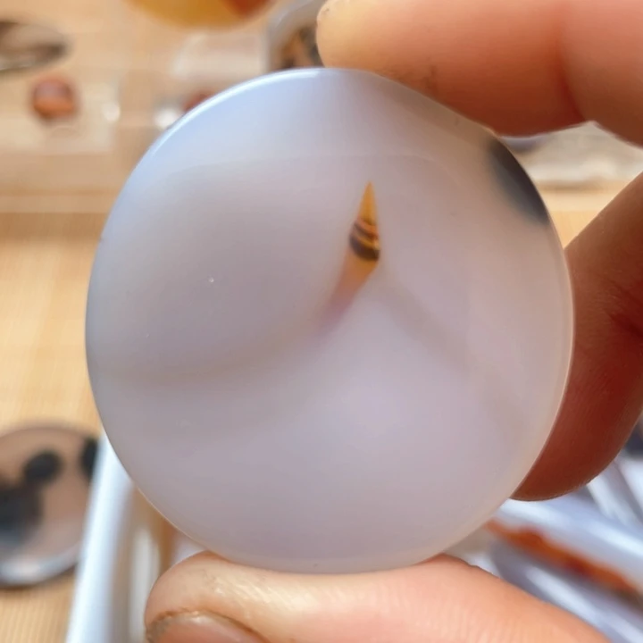 玛瑙/玉髓吊坠未镶嵌