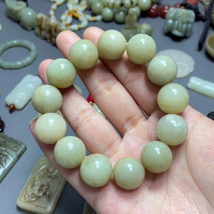 和田玉未镶嵌颈饰水*叔