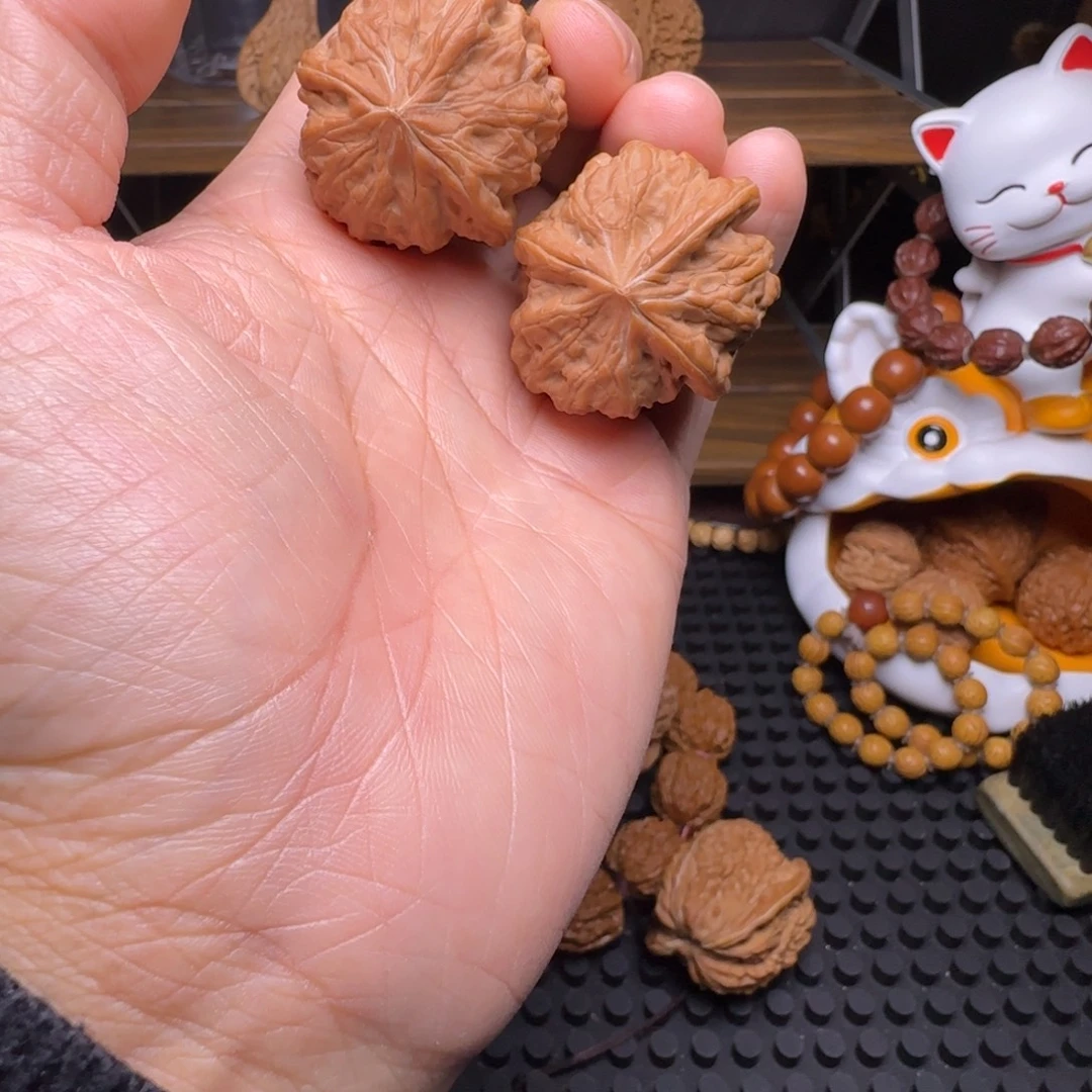 手串/手链核桃三棱凹底