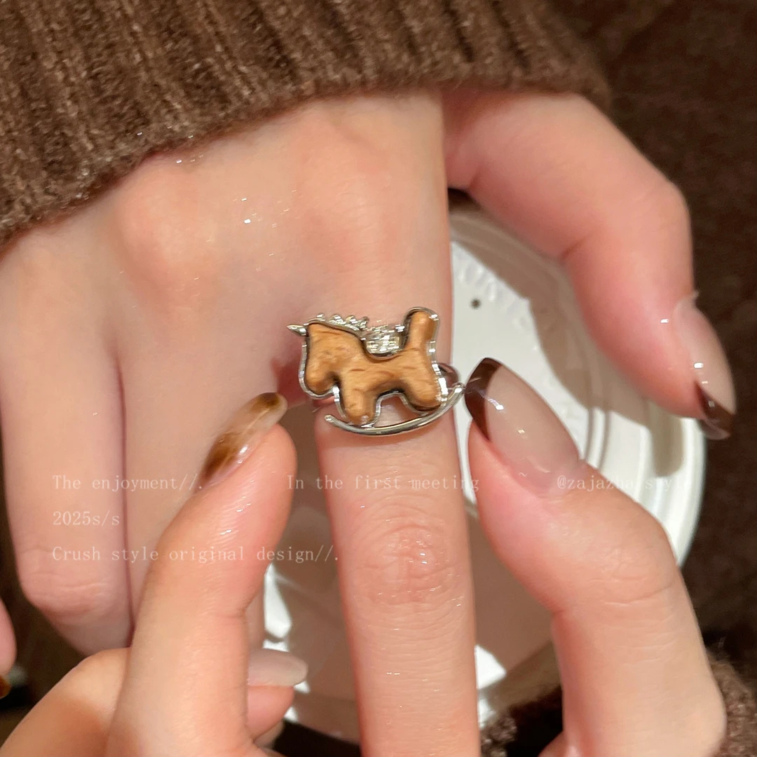 铜合金戒指 马上有米~小马戒指女款秋冬新款本命年食指戒独特指环