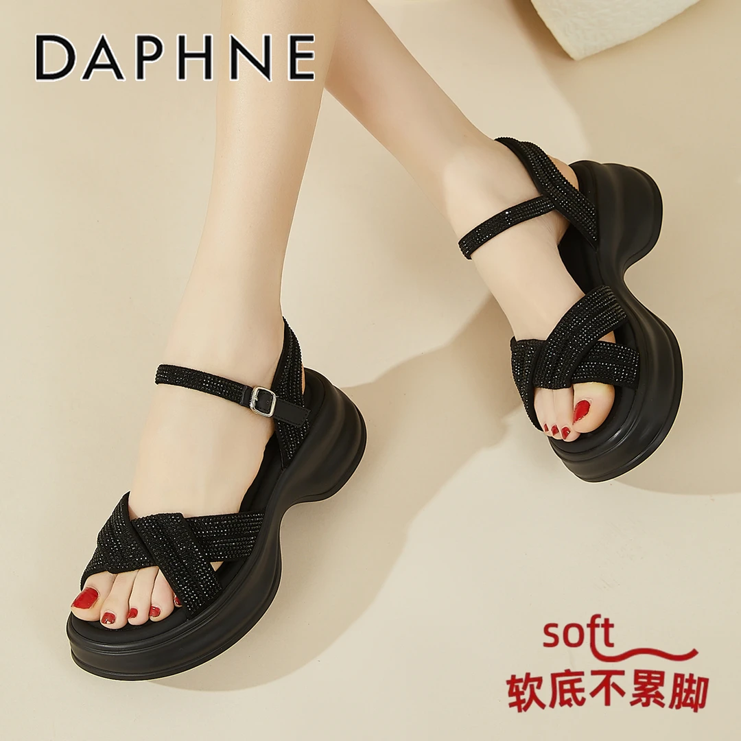 达芙妮水钻松糕厚底凉鞋女夏季外穿2025新款精致高级感配裙子女鞋