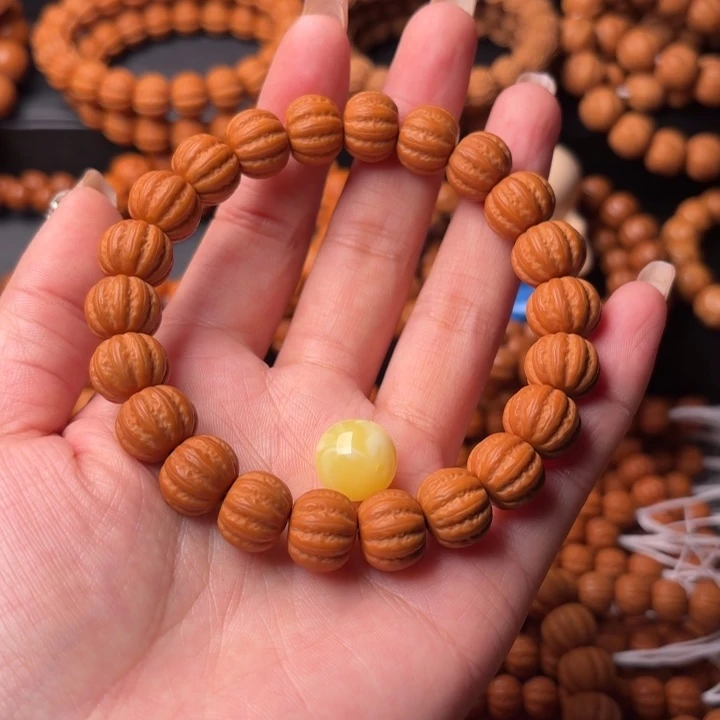 万***薪吊坠猴头核桃你，1111111111