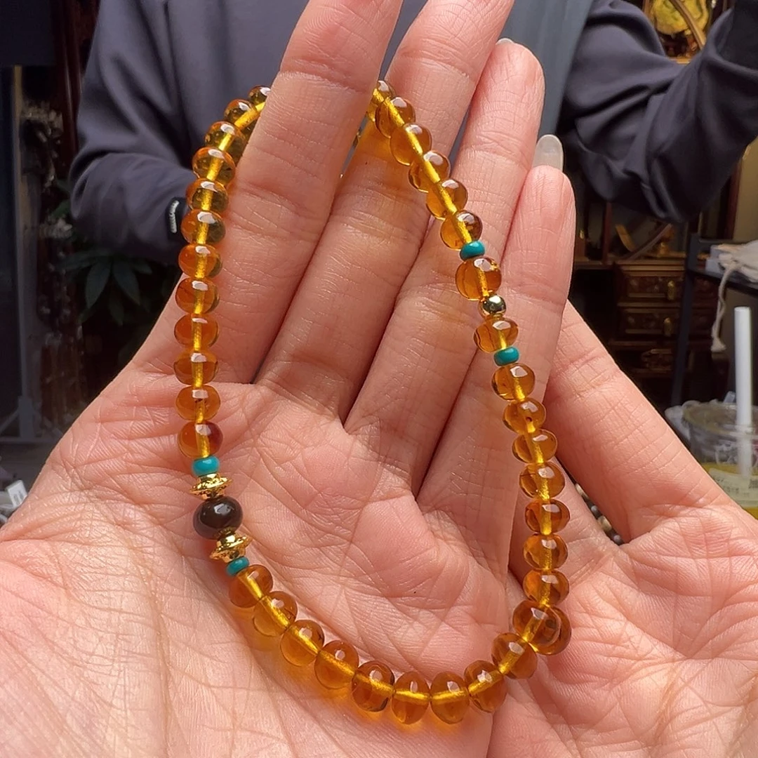 橘***鹿琥珀未镶嵌裸石抚顺琥珀30205六