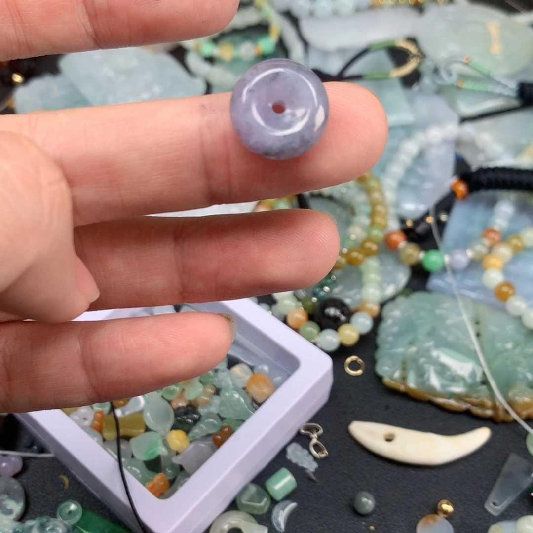 翡翠未镶嵌吊坠(不含链)福利40