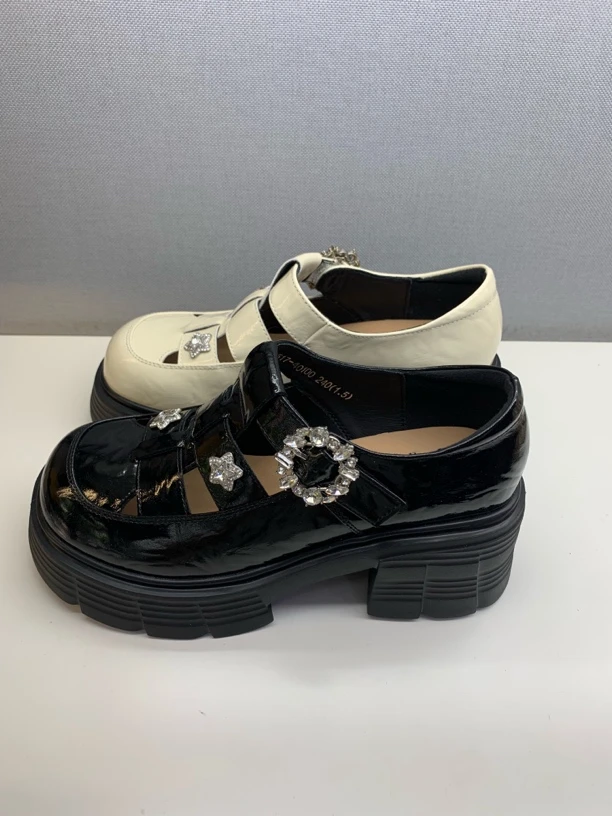 镂空罗马鞋女中跟漆皮罗马凉鞋圆头厚底春季女士白色夏季黑色百搭