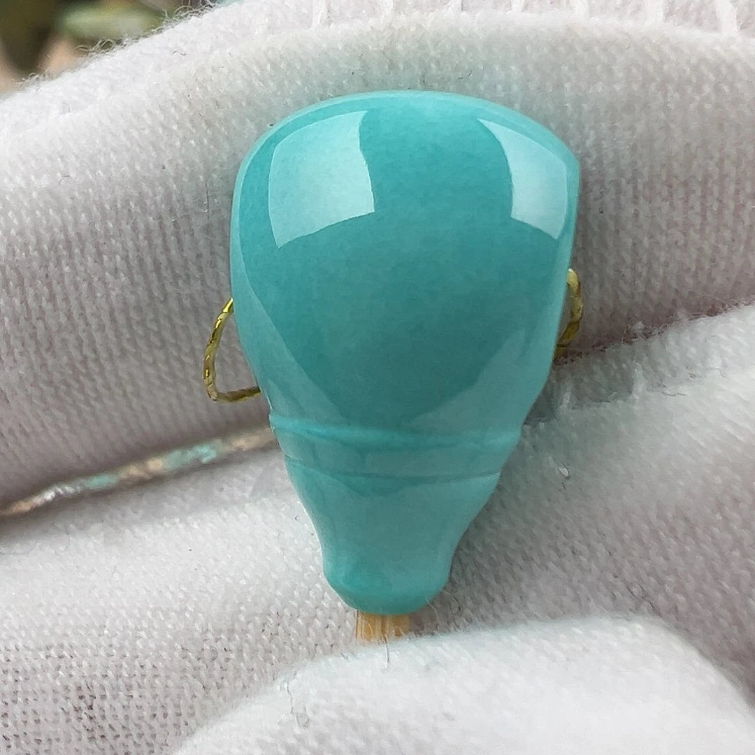 绿松石配饰未镶嵌