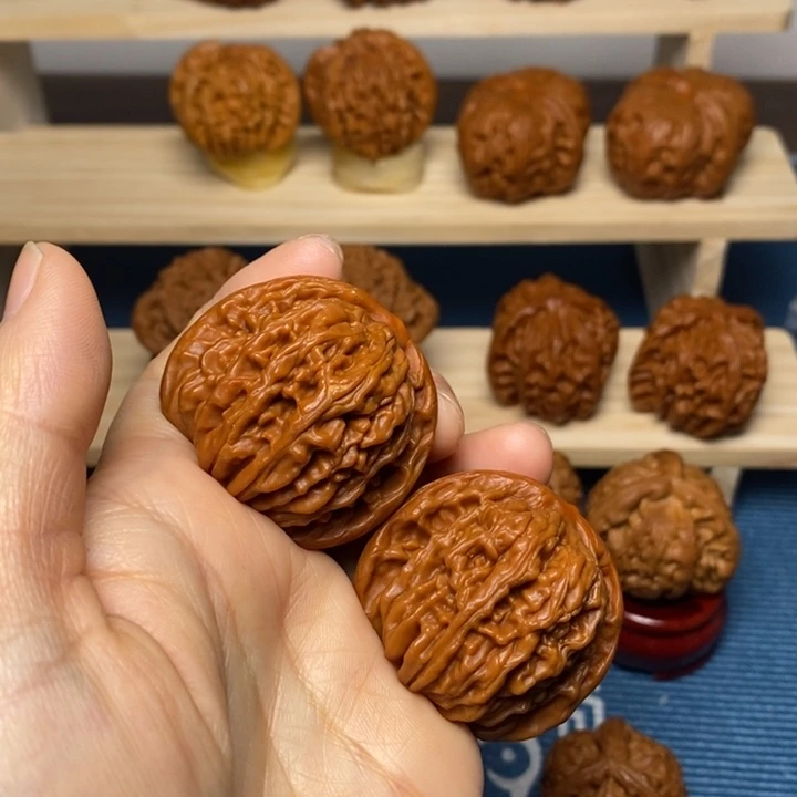 韩***以把件文玩核桃四座楼