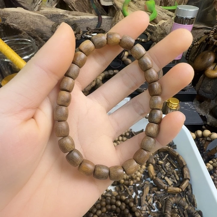 沉香碎屑沉香海南沉香0.7大5克➕沉香碎屑多样性