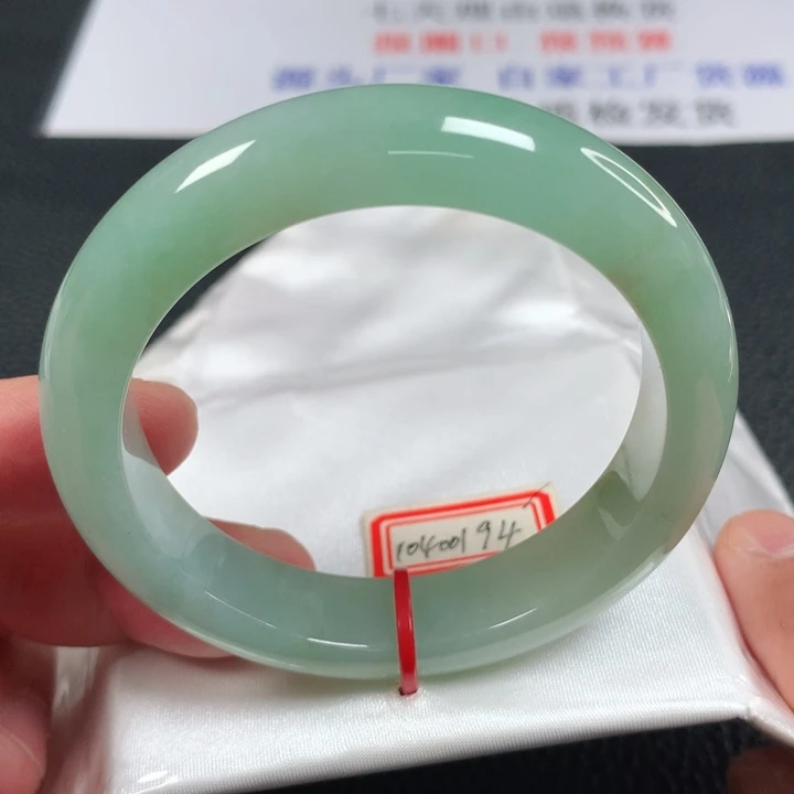 翡翠未镶嵌手镯天然翡翠手镯