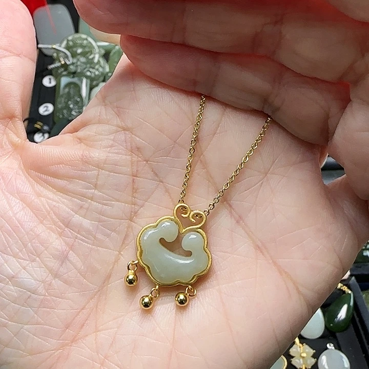 和田玉银S925镶嵌颈饰