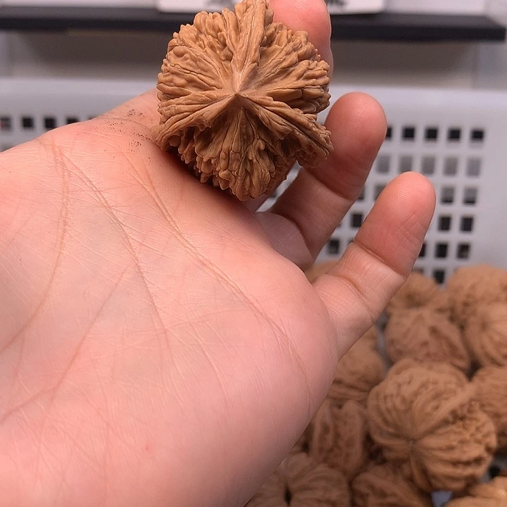 深***风文玩核桃吊坠文玩核桃