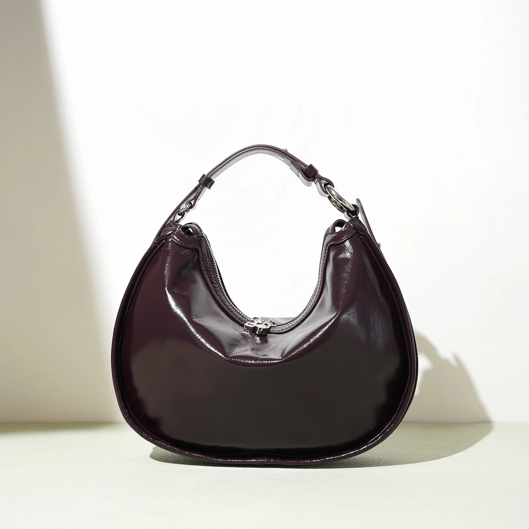 2025新款小众设计月牙包时尚女士单肩包通勤简约高级感斜跨女包包