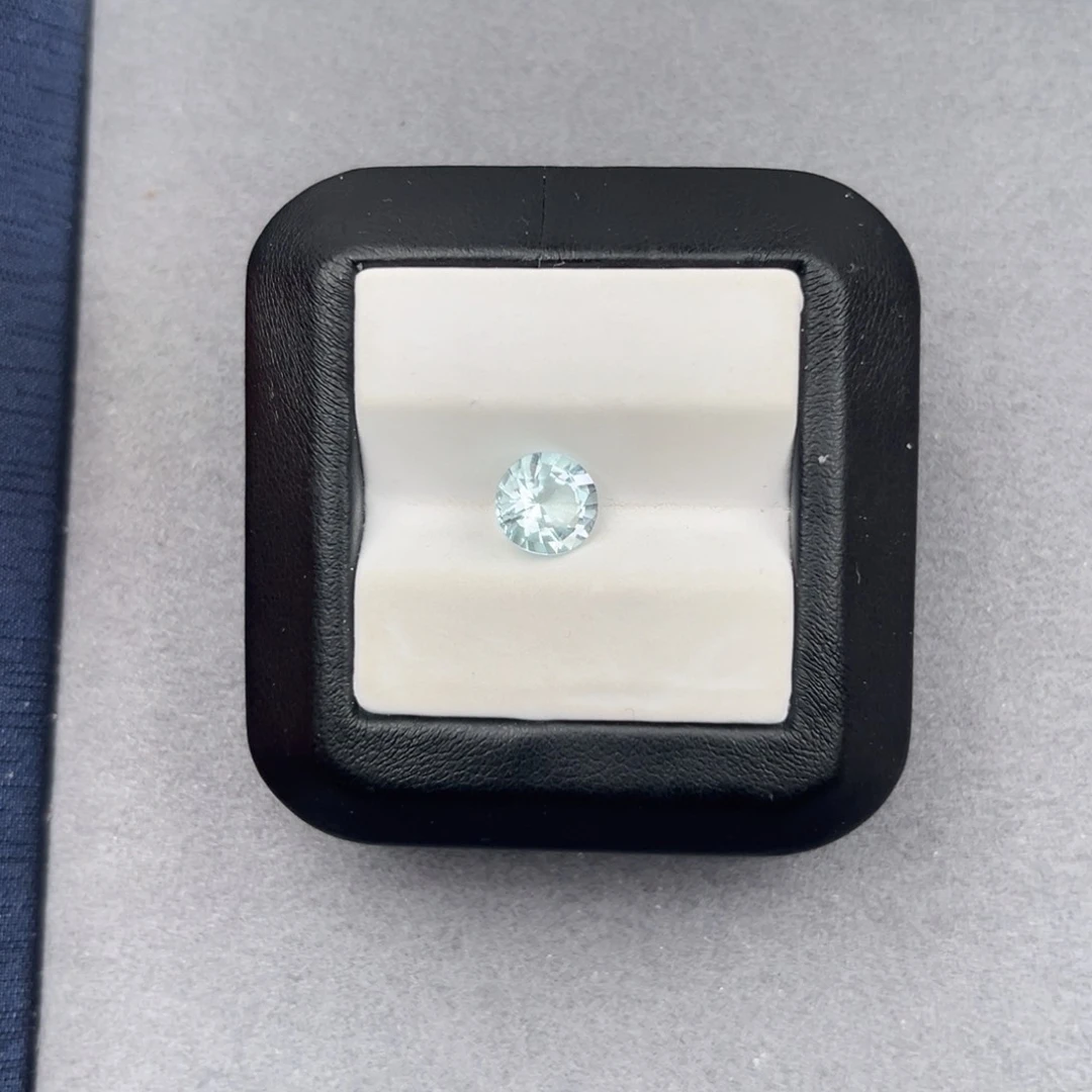 海蓝宝石裸石未镶嵌天然全净无瑕1.88CT新年福利