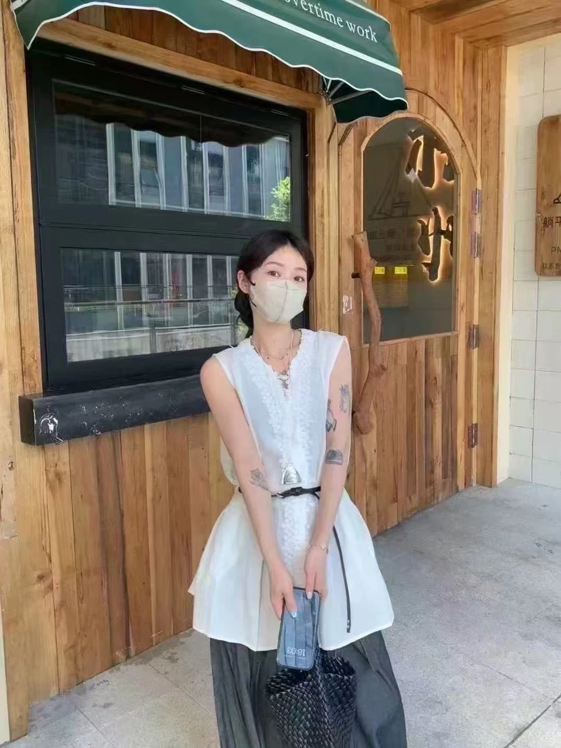 LANSE法式V领蕾丝花边极简风无袖收腰衬衫气质有腰带