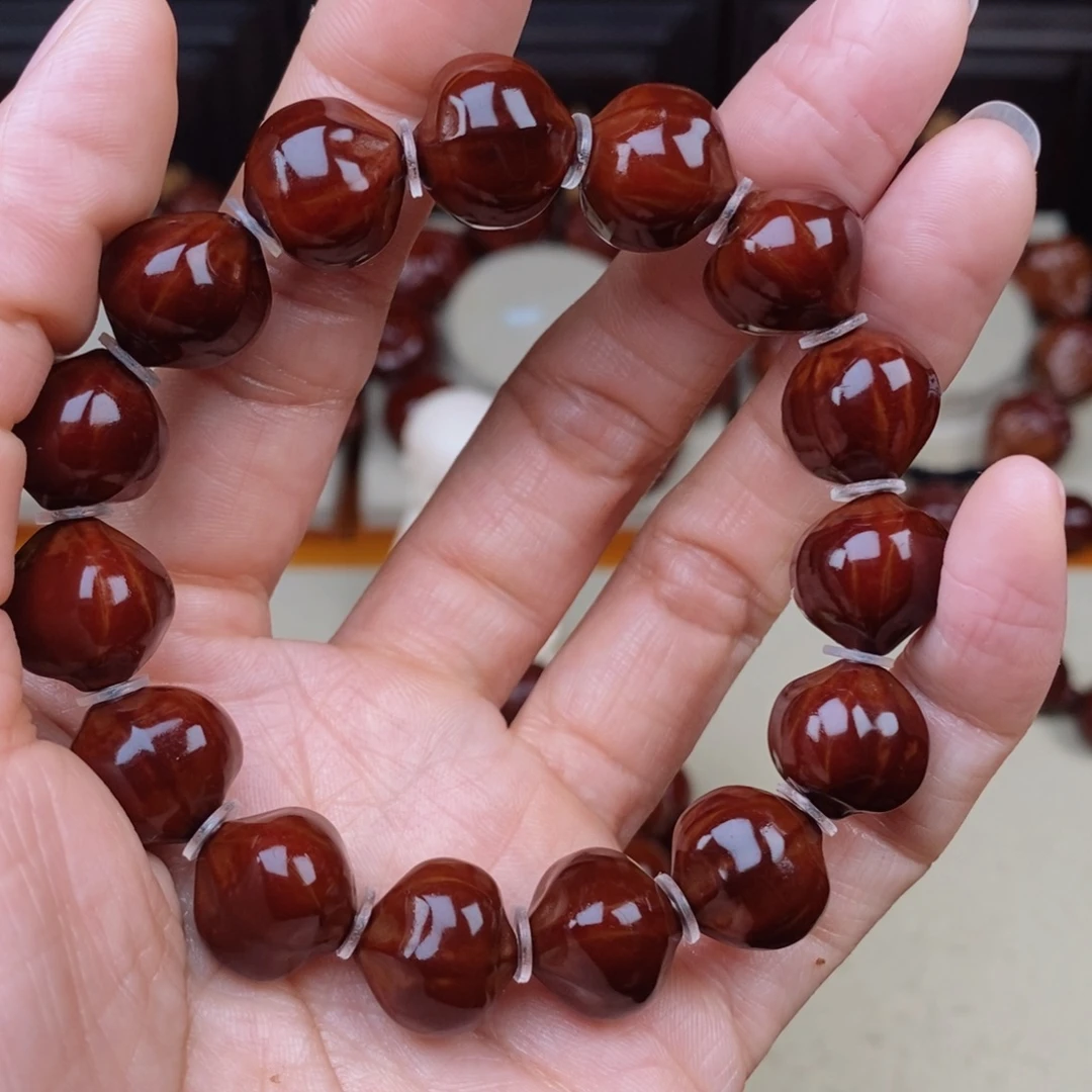 ****！吊坠橄榄核蜜桃臀