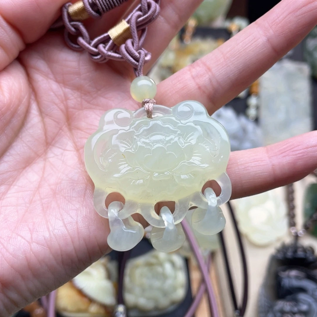 蛇纹石玉颈饰未镶嵌大****～
