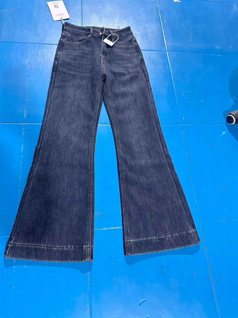 【8801】2025冬季上新加绒牛仔喇叭裤