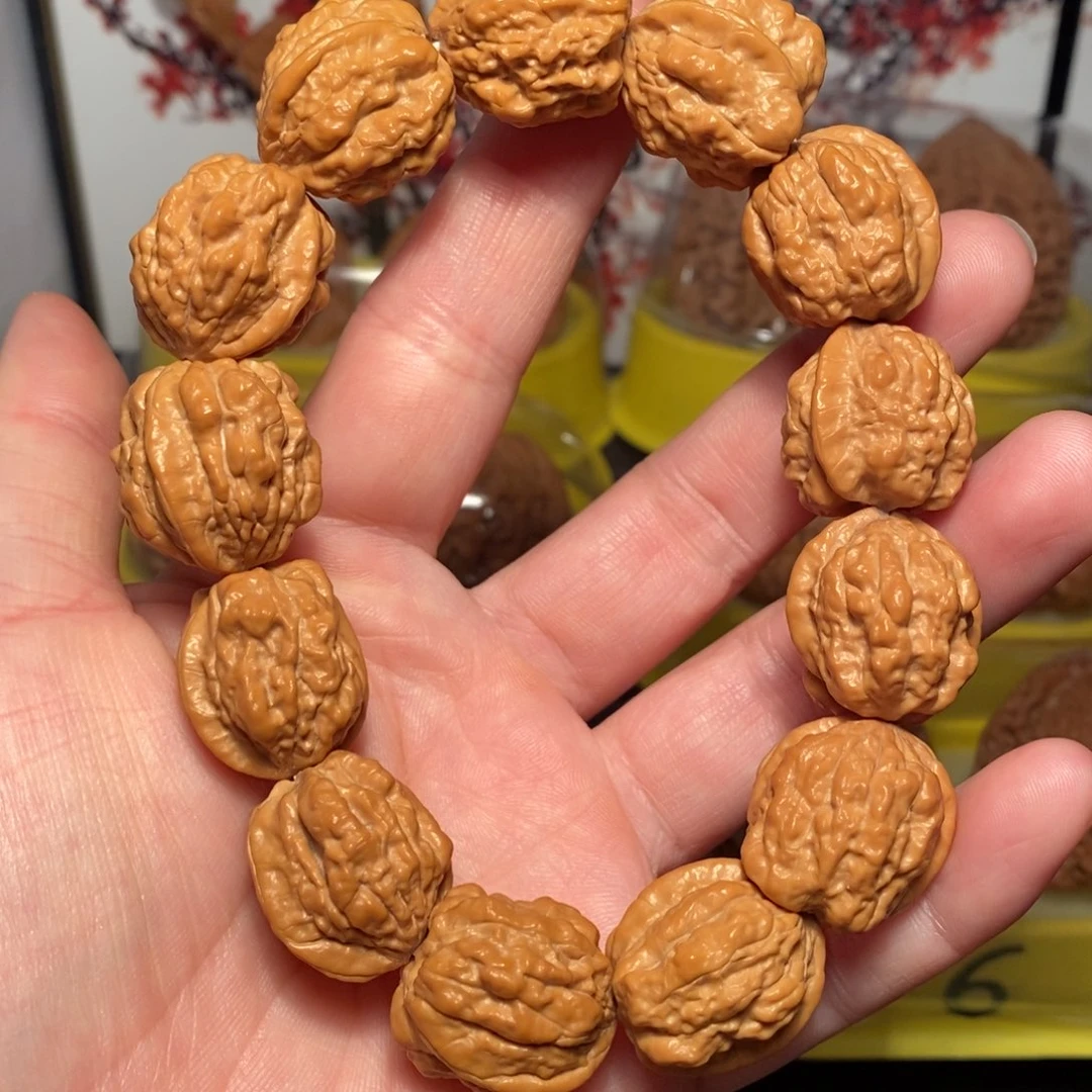 文玩核桃把件2.0尺蛤蟆背手串