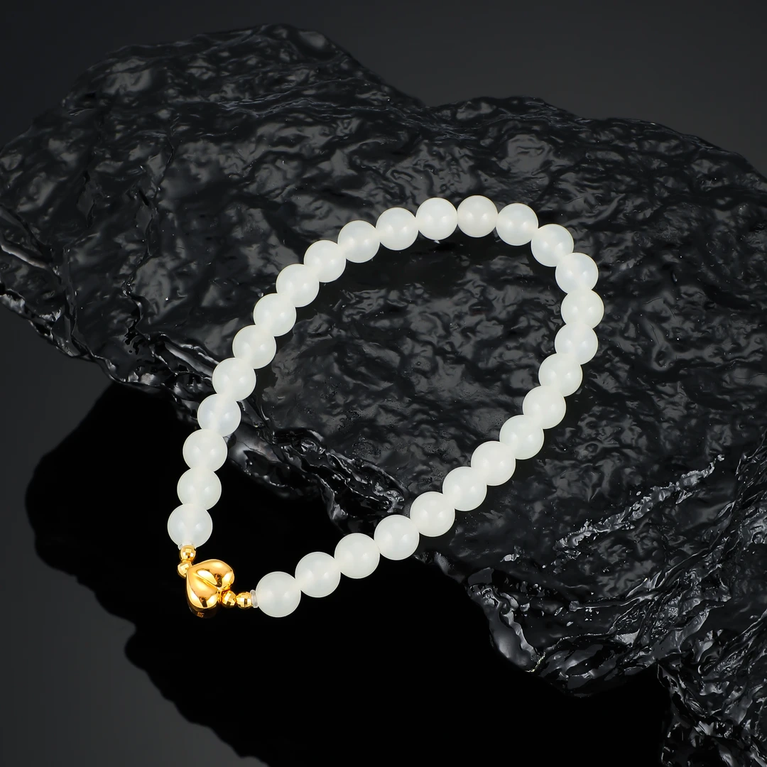 18K金6mm白玉爱心屁桃手串HNZ11989