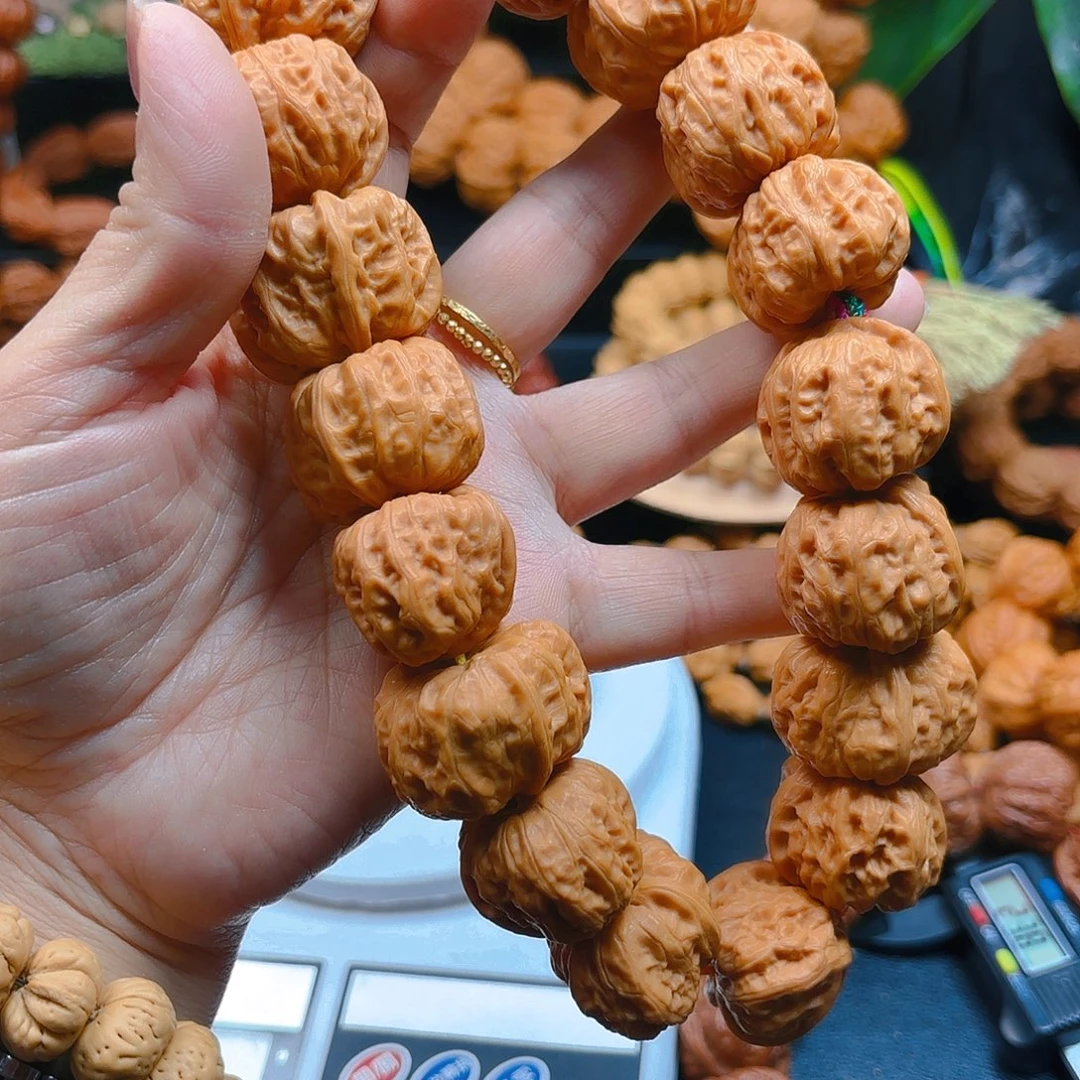 霸***爷吊坠文玩核桃核桃手持