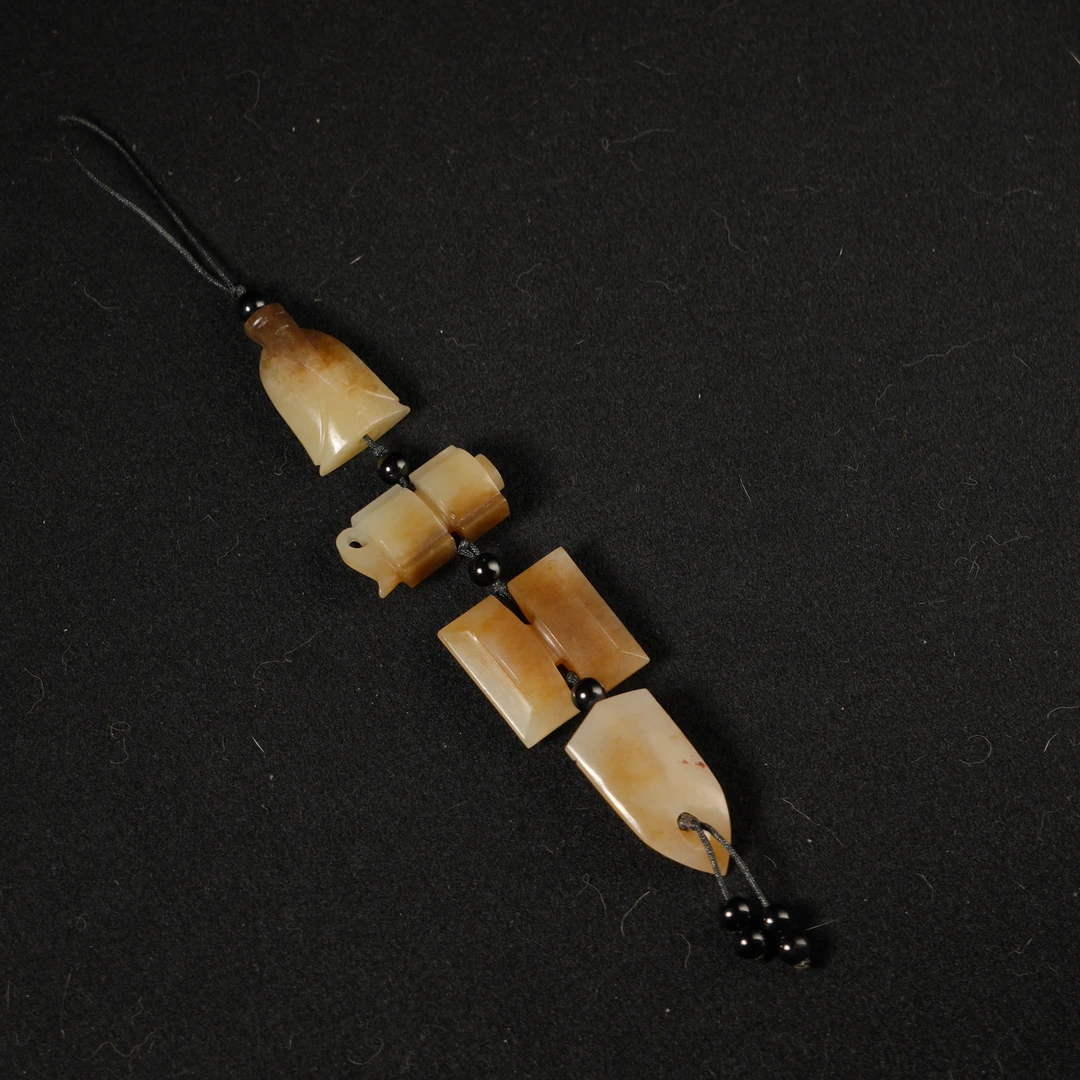 12MM8   明   和田玉多宝挂件