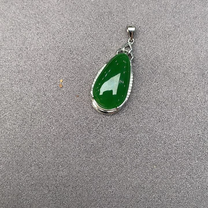 和田玉（碧玉）颈饰银S925镀金镶嵌