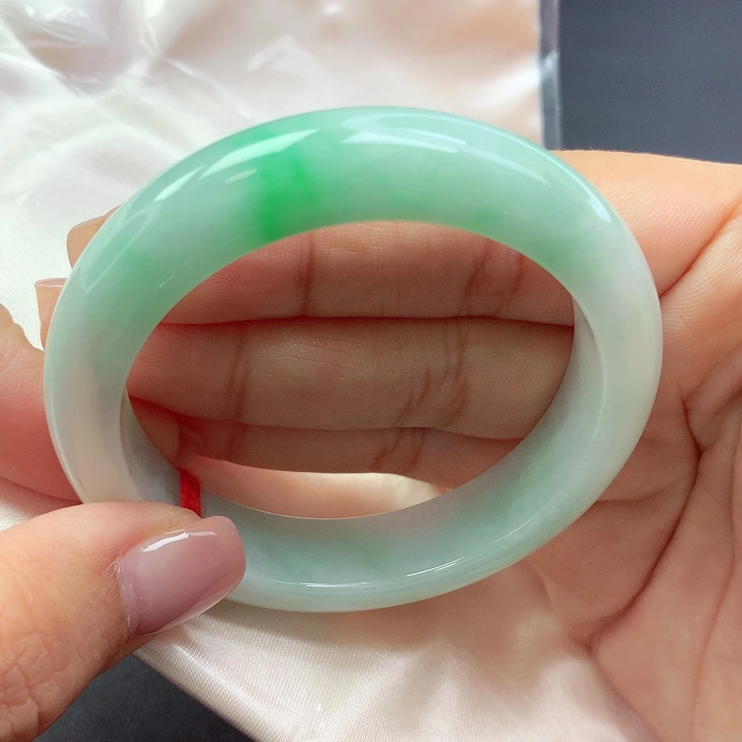 【闪购商品】未镶嵌手镯翡翠380007