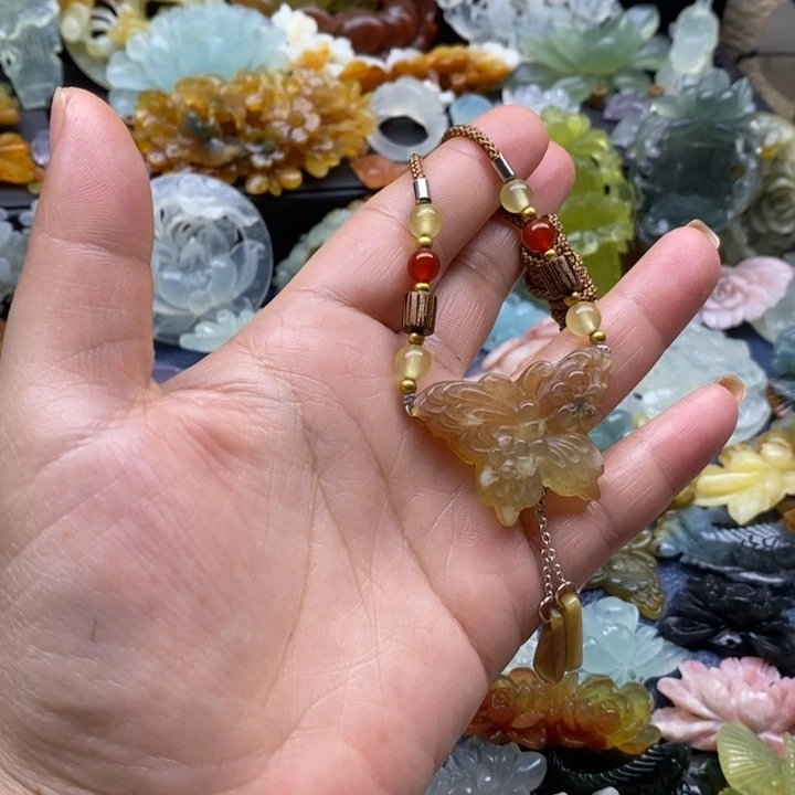 蛇纹石玉合金颈饰