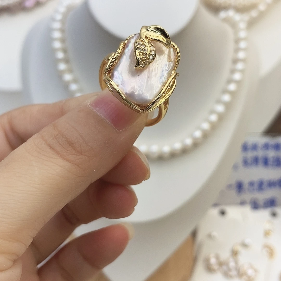颈饰钛钢淡水珍珠