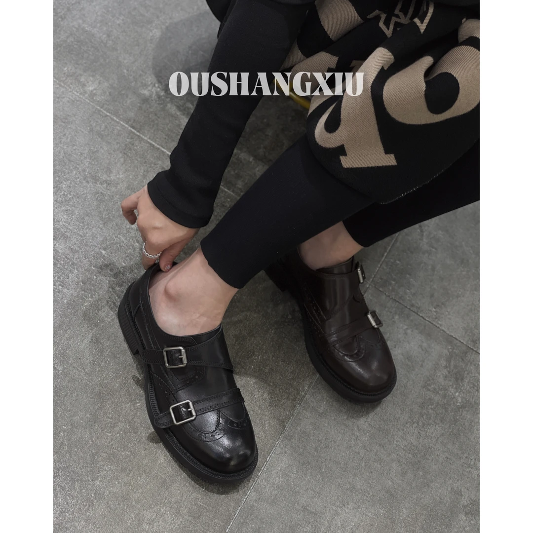 欧上秀2025春季新款英伦复古平底真皮牛皮雕花单鞋乐福鞋女鞋