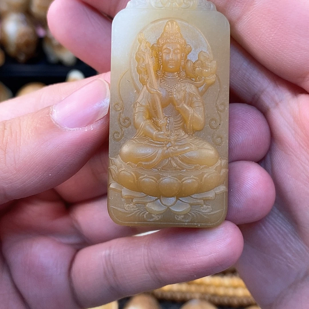 和田玉未镶嵌挂件