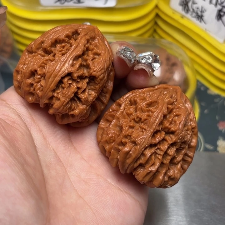 文玩核桃吊坠43-32026-02