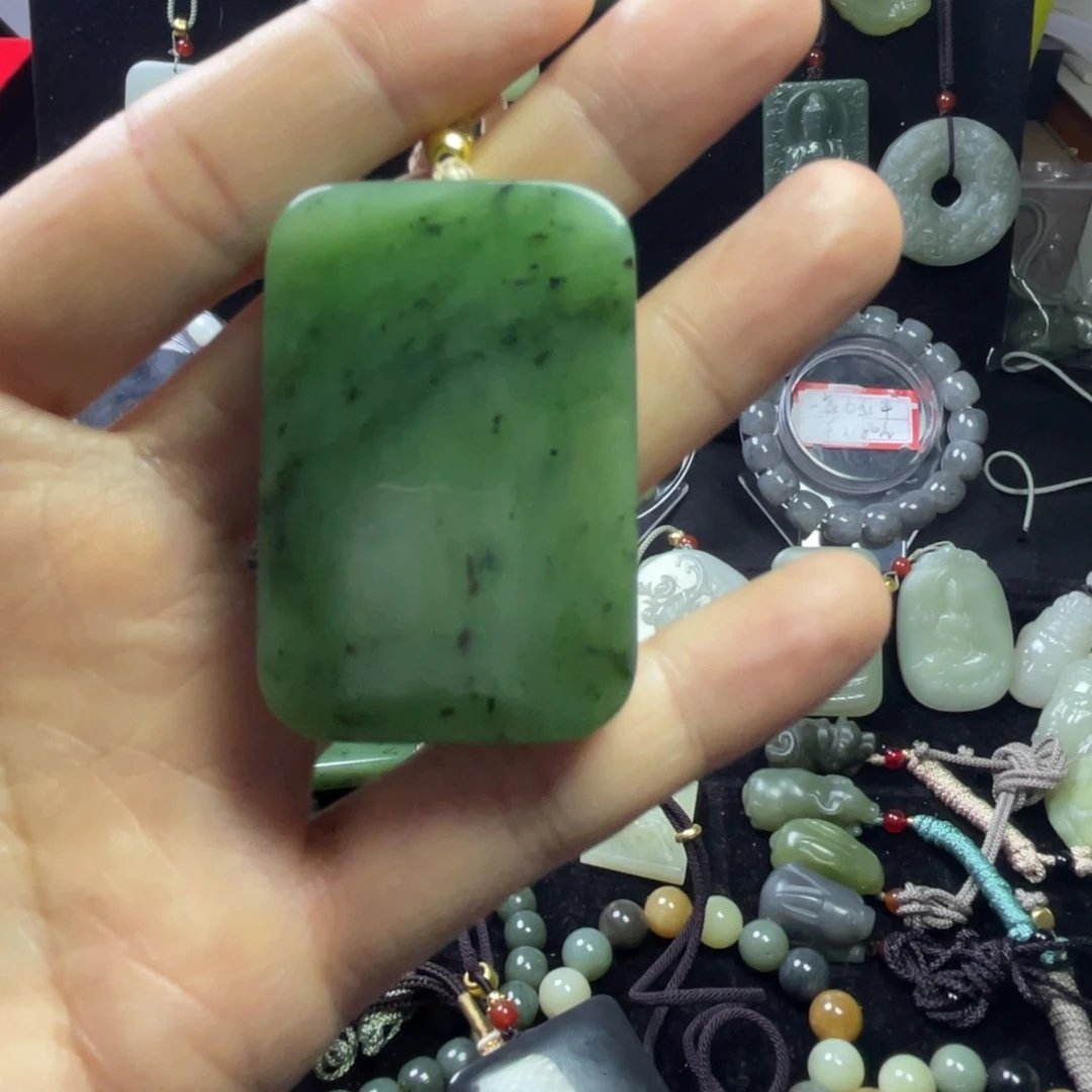 美***奂和田玉未镶嵌颈饰