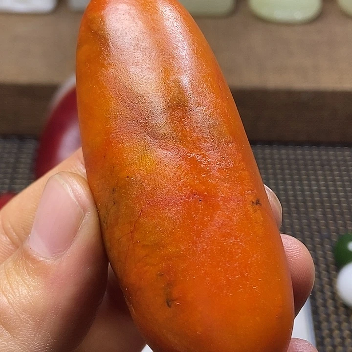 和田玉未镶嵌把件