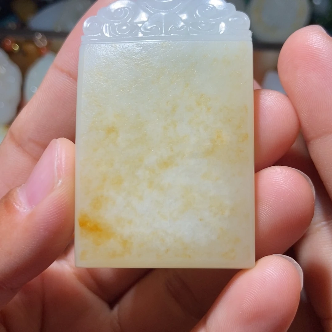 和田玉未镶嵌颈饰哥*呀