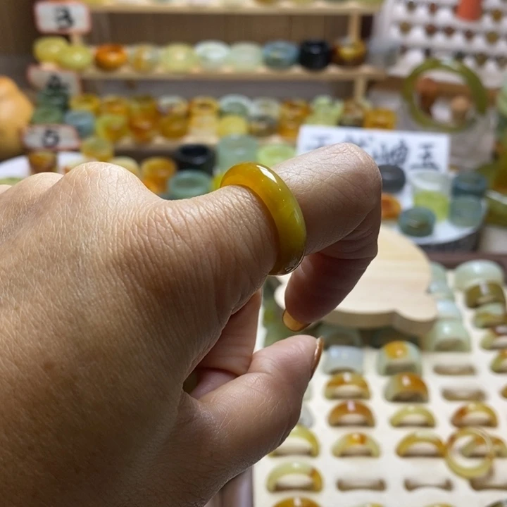 狗****岫玉未镶嵌戒圈岫玉精品指环