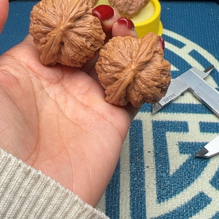 吊坠桃核文玩金公子43