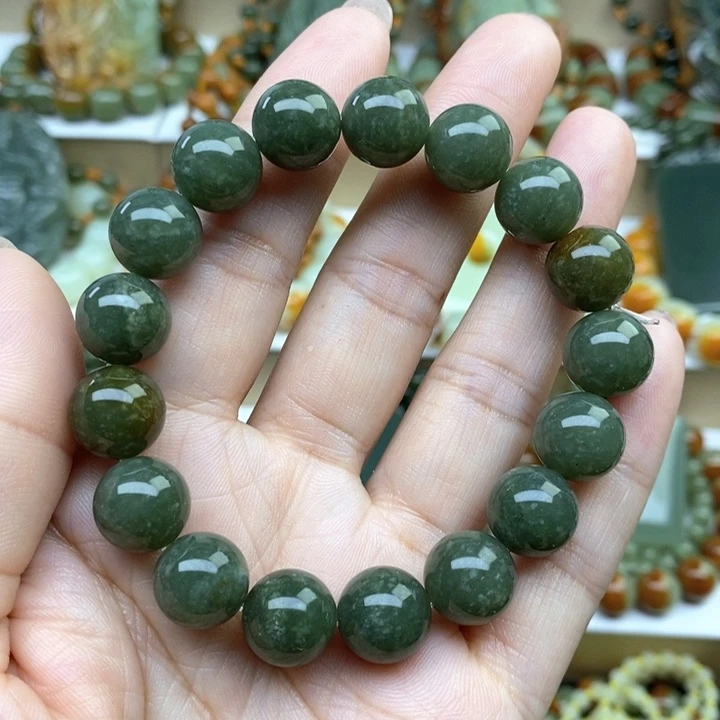 手串未镶嵌透闪石质玉