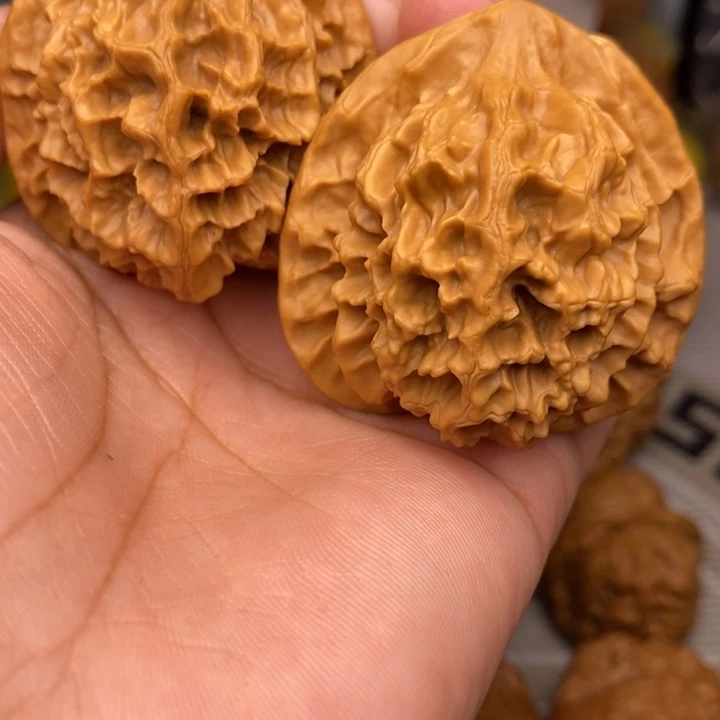 吊坠文玩核桃帝王43