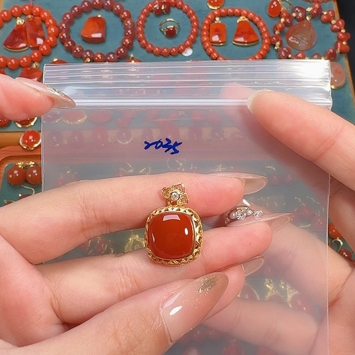 南红玛瑙银S925镶嵌吊坠