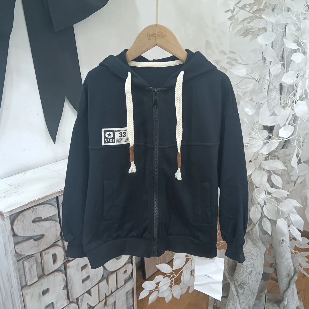 X194黑色春秋外套/喵可喵可