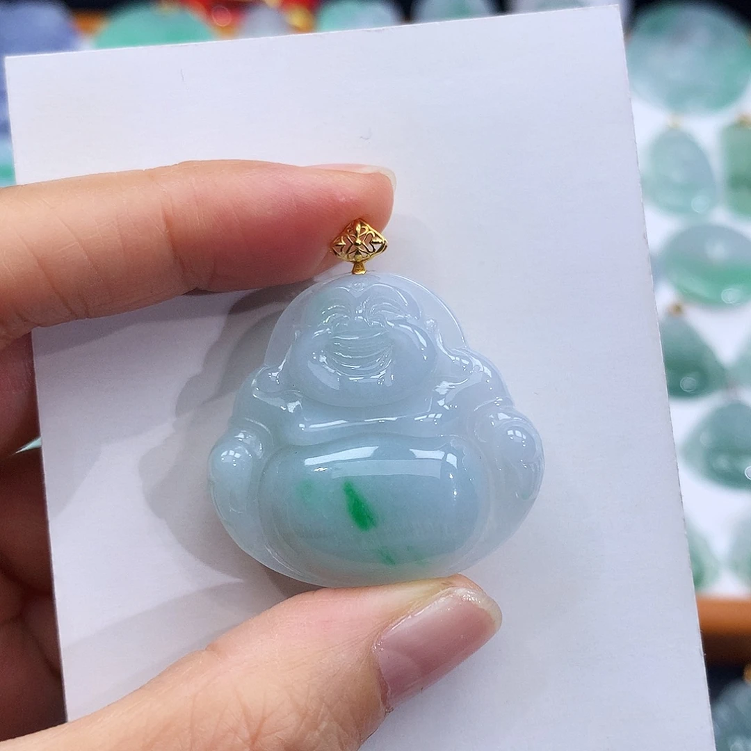 翡翠18K金镶嵌颈饰翡翠吊坠
