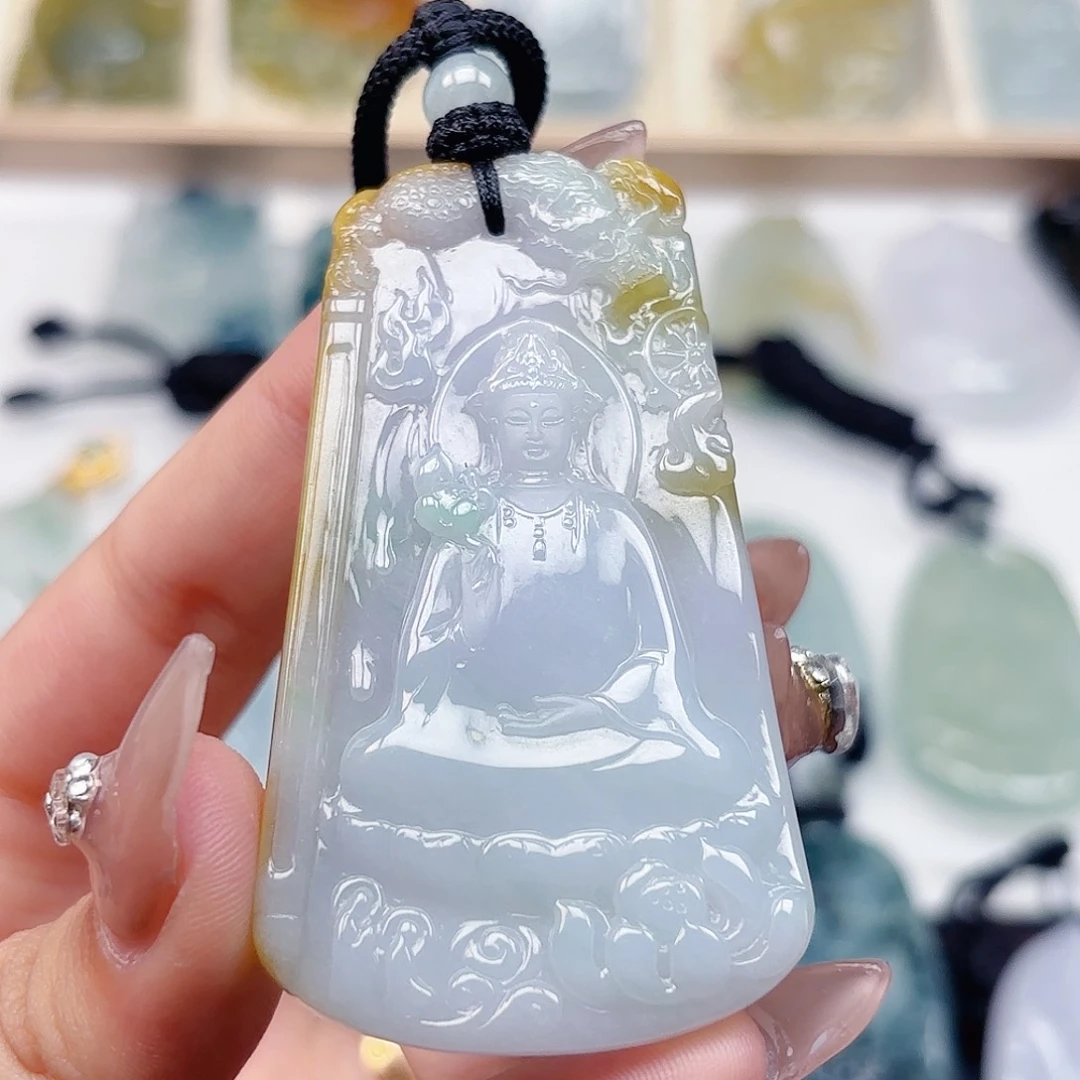 翡翠未镶嵌颈饰观音